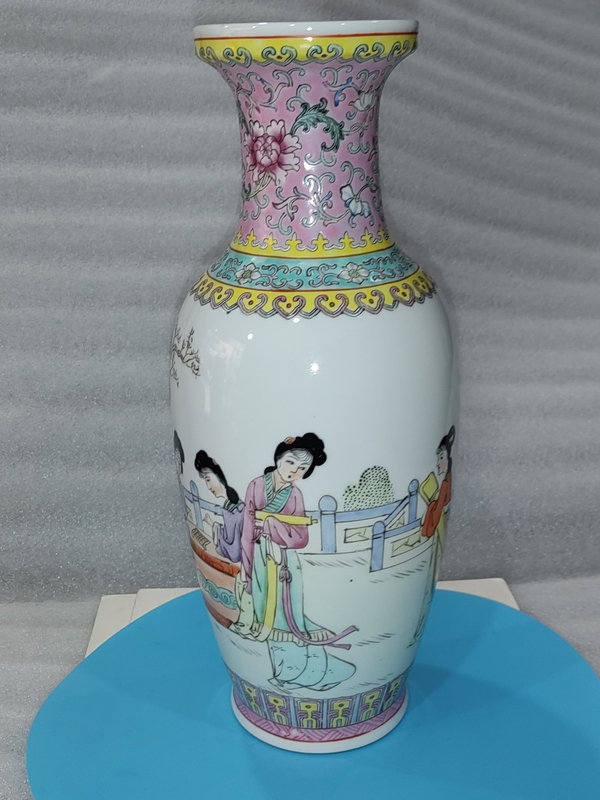古玩陶瓷粉彩仕女人物盤口瓶拍賣，當(dāng)前價(jià)格1680元