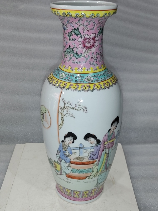 古玩陶瓷粉彩仕女人物盤口瓶拍賣，當(dāng)前價(jià)格1680元