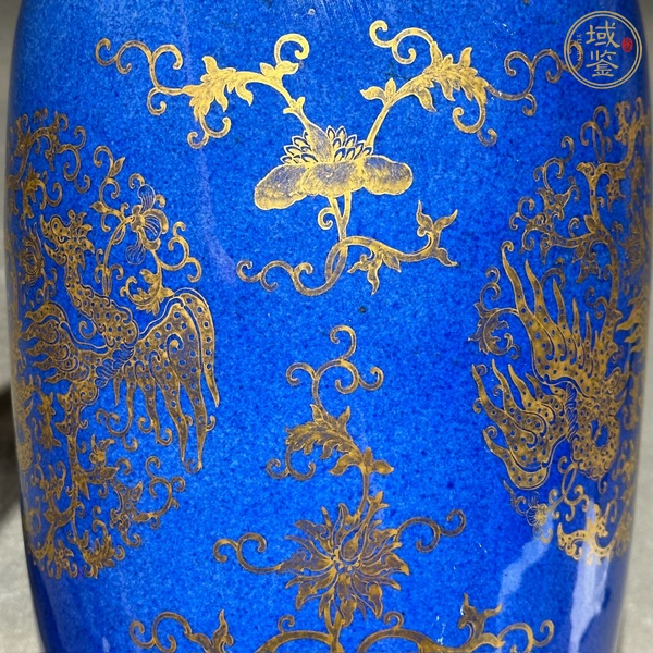 古玩陶瓷灑藍(lán)描金夔鳳紋盤(pán)口瓶真品鑒賞圖