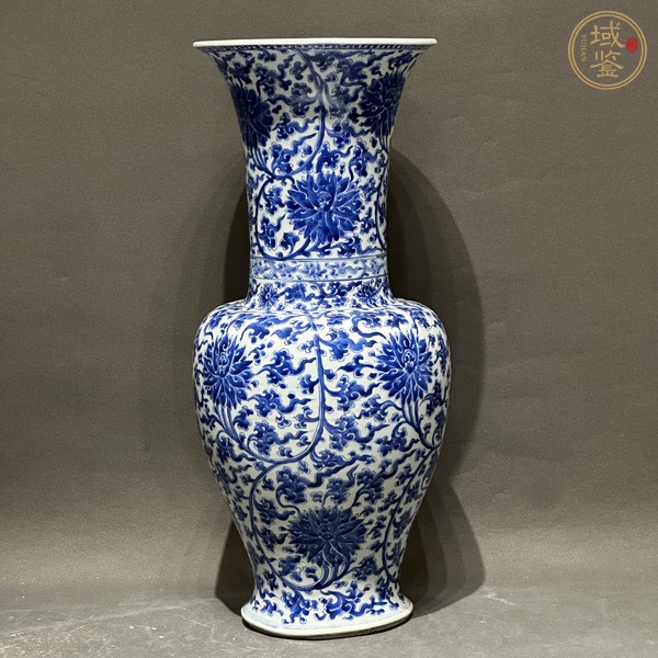 古玩陶瓷青花纏枝花卉鳳尾尊真品鑒賞圖