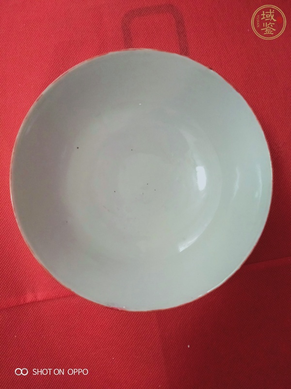 古玩陶瓷珊瑚紅釉碗真品鑒賞圖