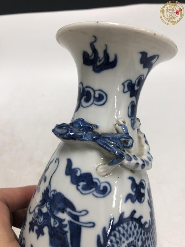 古玩陶瓷青花趕珠龍紋盤螭龍紋瓶真品鑒賞圖