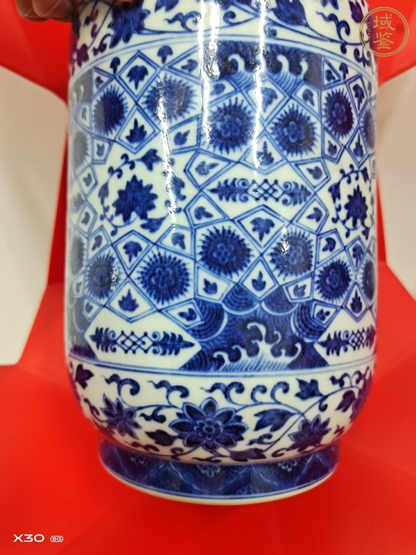 古玩陶瓷青花纏枝蓮壯罐真品鑒賞圖