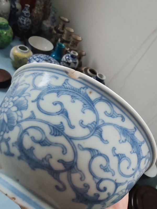 古玩陶瓷清乾隆時期青花纏枝花卉紋碗拍賣，當前價格880元