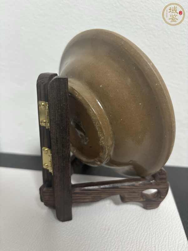 古玩陶瓷元·龍泉洗真品鑒賞圖