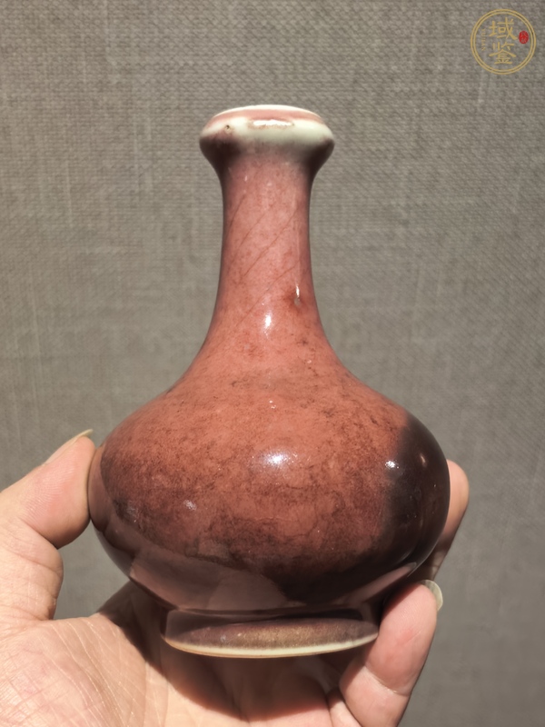 古玩陶瓷紅釉蒜頭瓶真品鑒賞圖