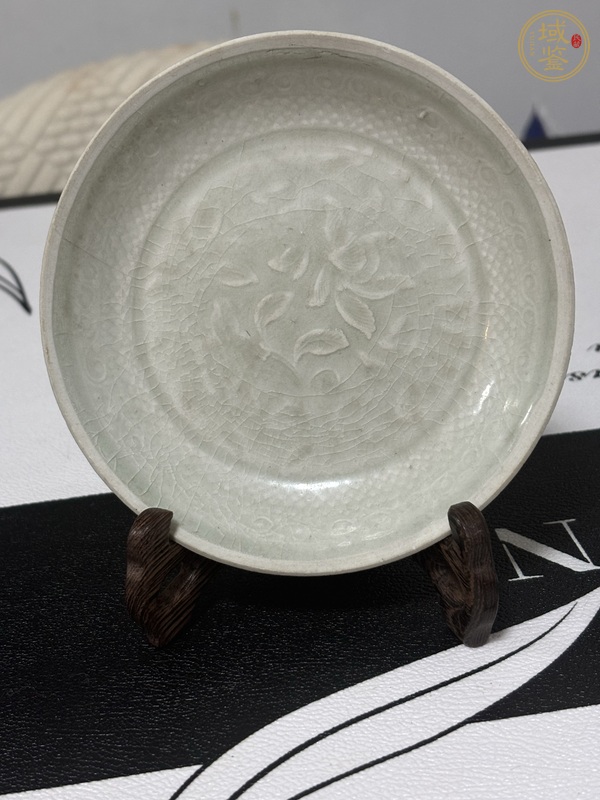 古玩北宋·刻花洗真品鑒賞圖