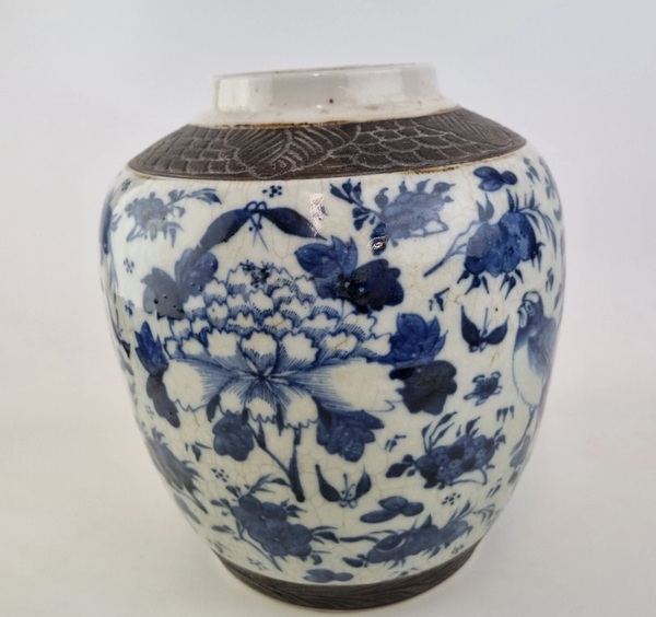 古玩陶瓷清晚期 青花花鳥紋罐拍賣,當(dāng)前價格5800元