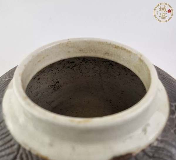 古玩陶瓷清晚期 青花花鳥紋罐真品鑒賞圖