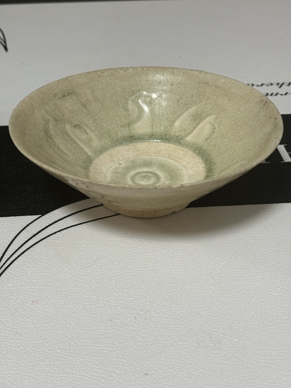 古玩陶瓷宋元·刻花大碗拍賣，當(dāng)前價(jià)格400元