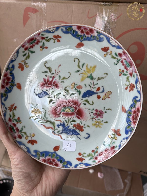 古玩陶瓷粉彩花卉紋盤(pán)真品鑒賞圖