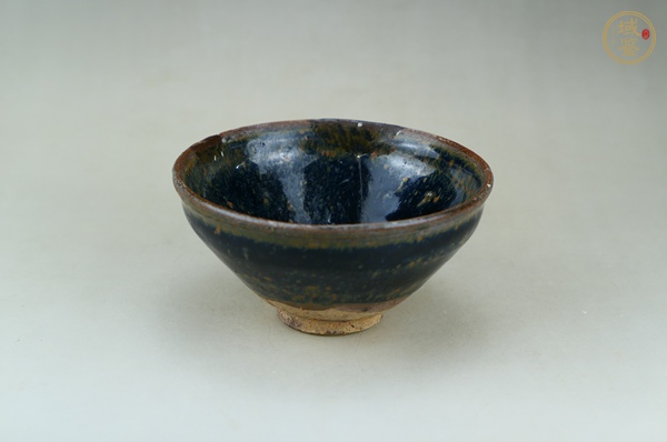 古玩陶瓷建窯黑釉雪花斑紋盞真品鑒賞圖