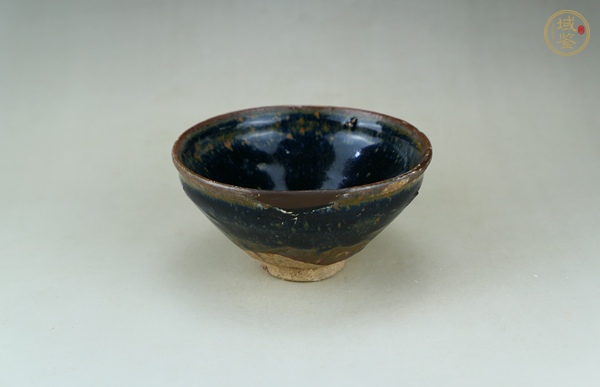 古玩陶瓷建窯黑釉雪花斑紋盞真品鑒賞圖