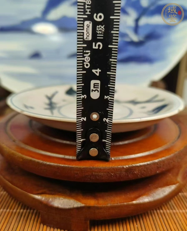 古玩陶瓷日本明治青花魚(yú)藻紋盤(pán)真品鑒賞圖