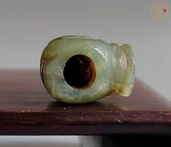 古玩玉器岫玉雕“煙鍋”真品鑒賞圖