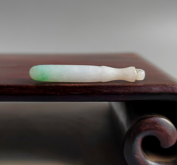 古玩陶瓷清代翡翠掛件拍賣，當前價格38元