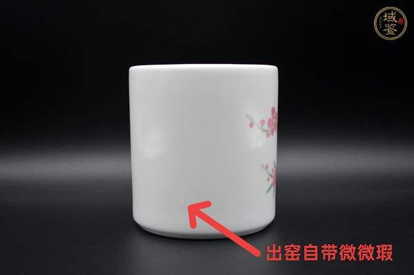 古玩陶瓷竹梅紋筆筒真品鑒賞圖
