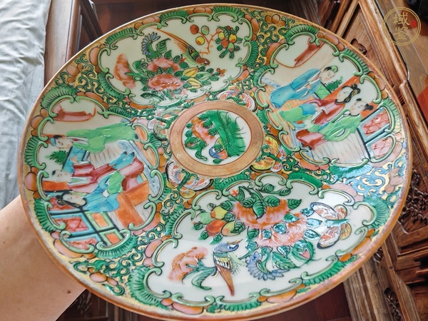 古玩陶瓷廣彩人物故事紋盤真品鑒賞圖