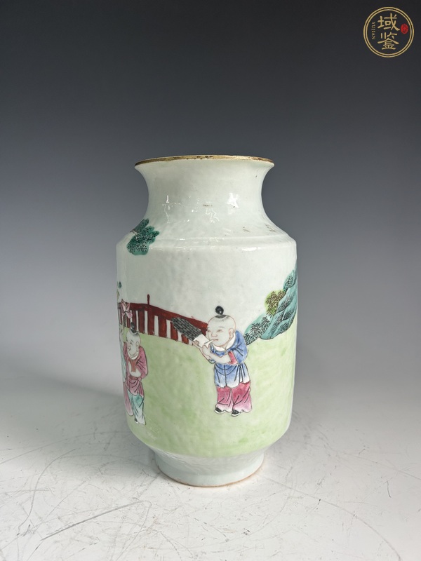 古玩陶瓷清乾隆·人物燈籠瓶真品鑒賞圖