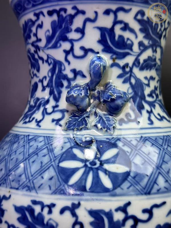 古玩陶瓷青花瓶真品鑒賞圖