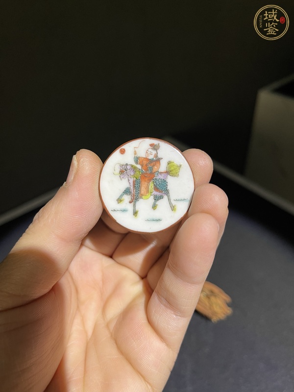 古玩晚清細路粉彩小蓋盒真品鑒賞圖