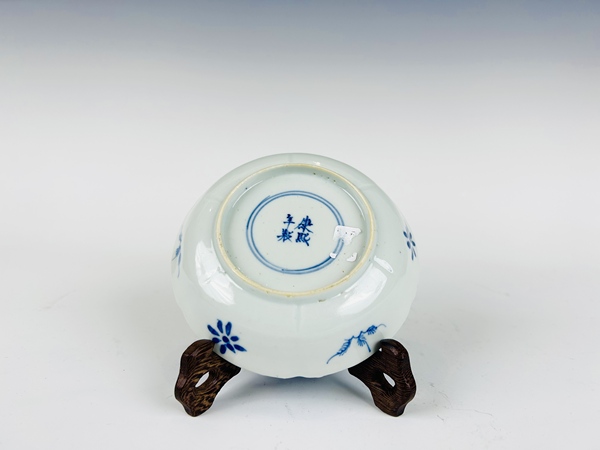 古玩陶瓷清光緒·青花魚澡紋杯碟拍賣,當前價格1346元