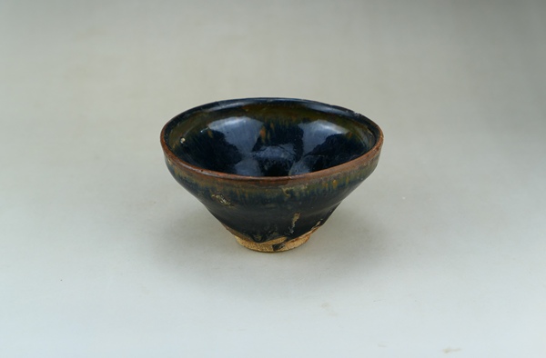 古玩轉賣精品:南宋建窯黑釉兔毫盞（名品）拍賣，當前價格198元