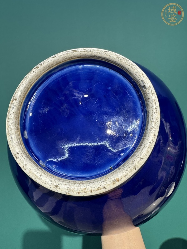古玩陶瓷霽藍(lán)釉描金紋賞瓶真品鑒賞圖
