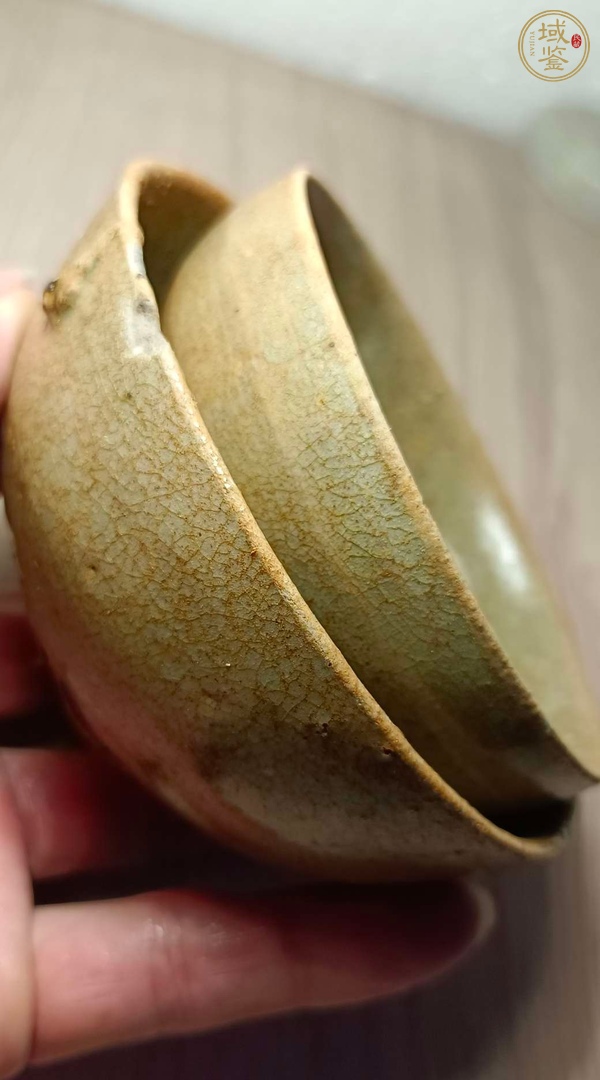 古玩陶瓷岳州窯青釉茶碗真品鑒賞圖