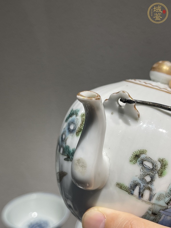 古玩陶瓷清代粉彩一粒珠壺真品鑒賞圖