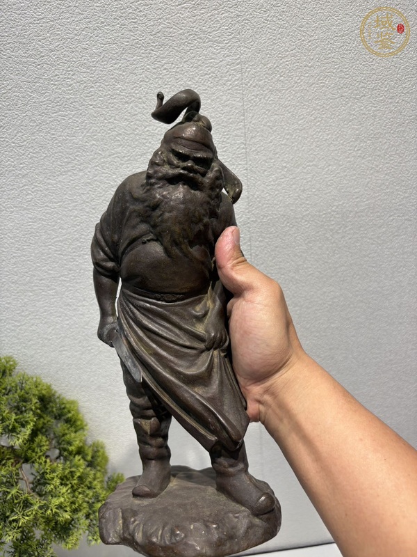 古玩銅人物擺件真品鑒賞圖