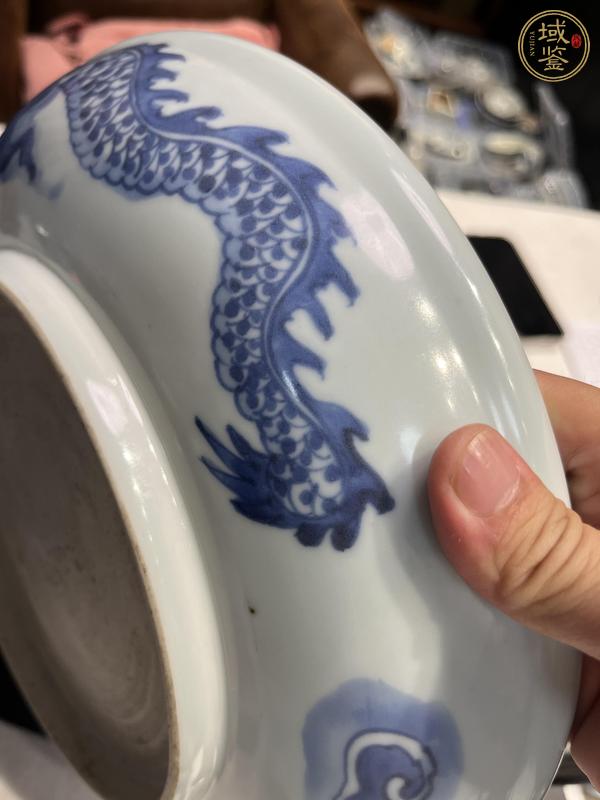 古玩陶瓷青花過(guò)墻龍紋盤(pán)真品鑒賞圖