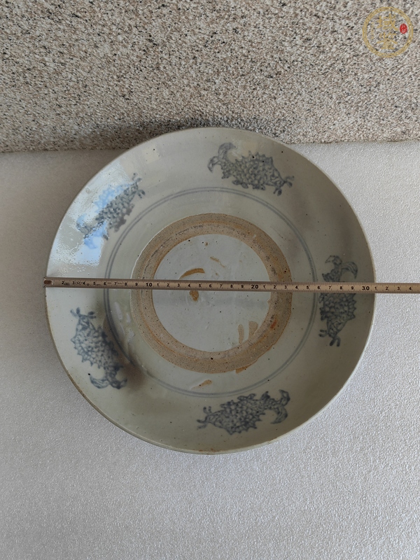 古玩陶瓷青花魚(yú)紋盤(pán)真品鑒賞圖