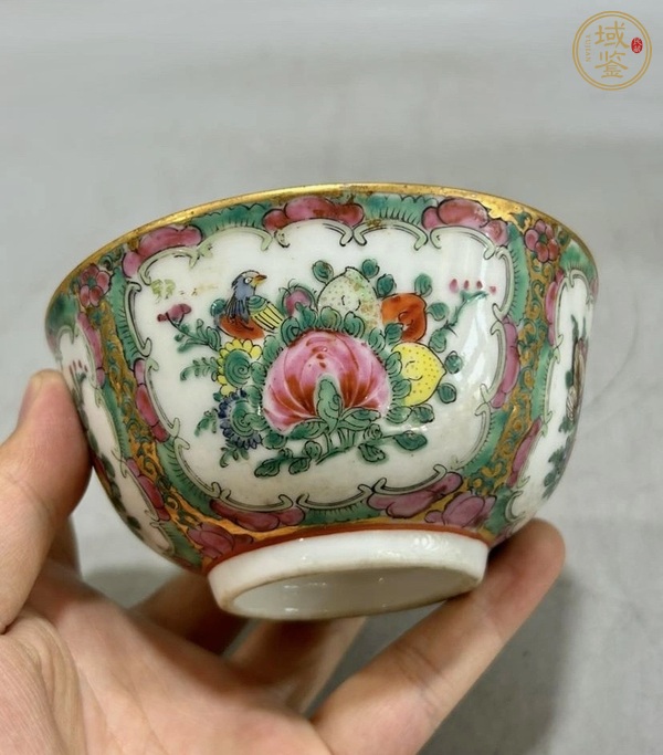 古玩陶瓷廣彩開窗花卉碗真品鑒賞圖
