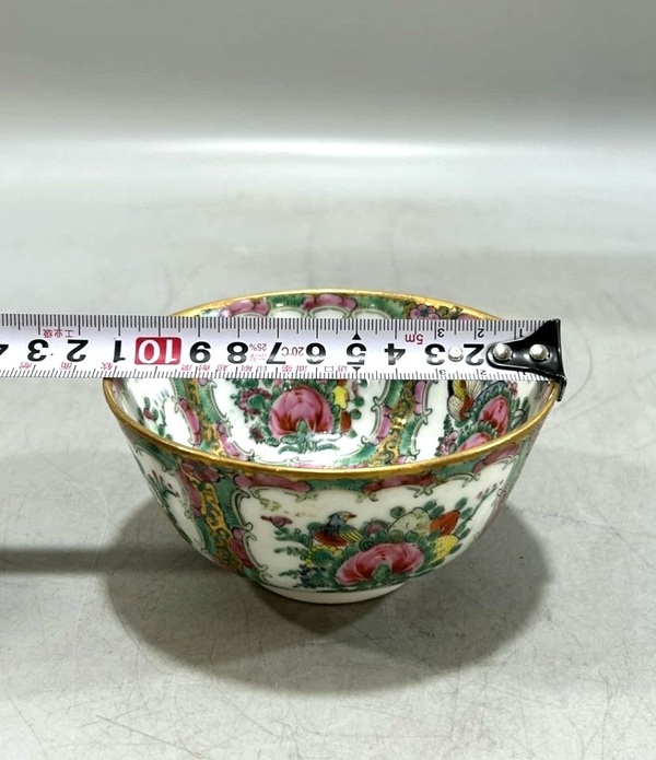 古玩陶瓷廣彩開窗花卉碗拍賣，當(dāng)前價格260元