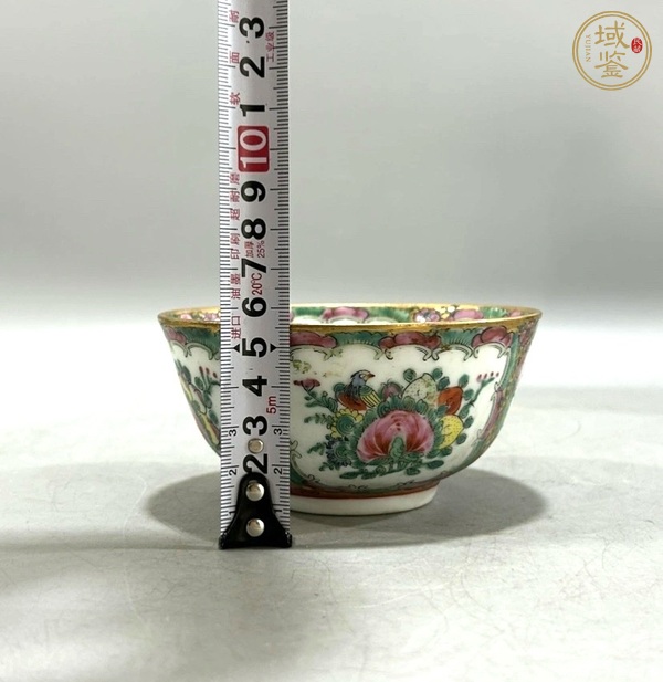 古玩陶瓷廣彩開窗花卉碗真品鑒賞圖