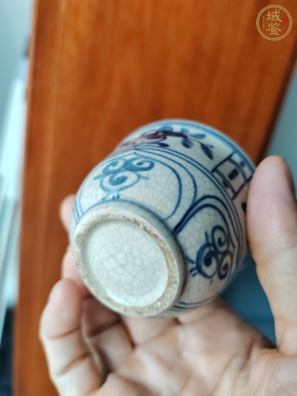 古玩陶瓷青花花卉紋杯真品鑒賞圖