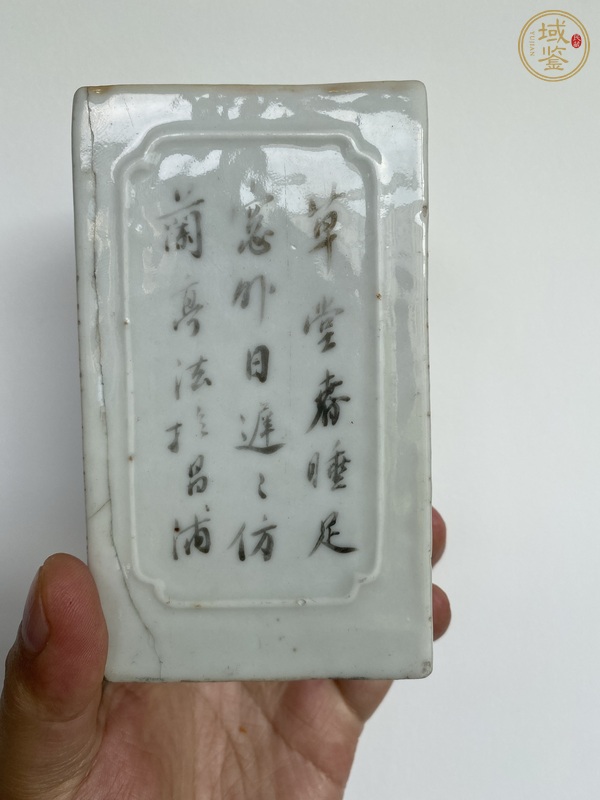 古玩陶瓷花鳥紋四方淺絳彩筆筒真品鑒賞圖