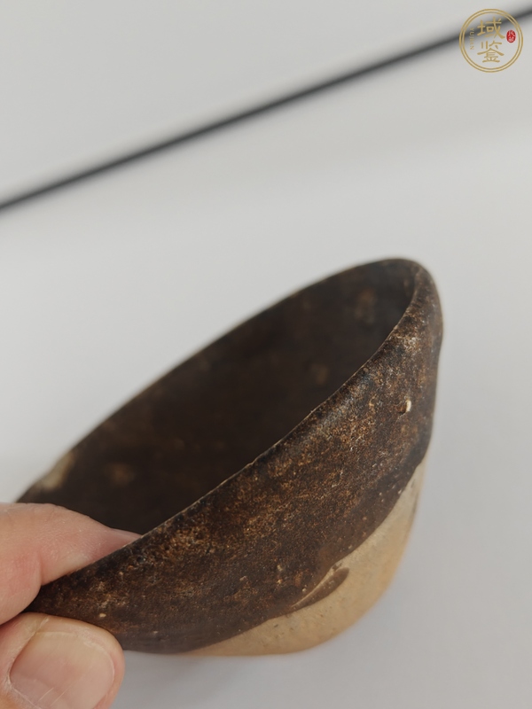 古玩陶瓷贛州窯褐釉茶盞真品鑒賞圖