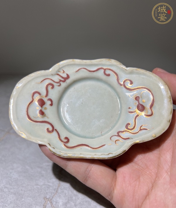 古玩陶瓷船型描金茶托真品鑒賞圖
