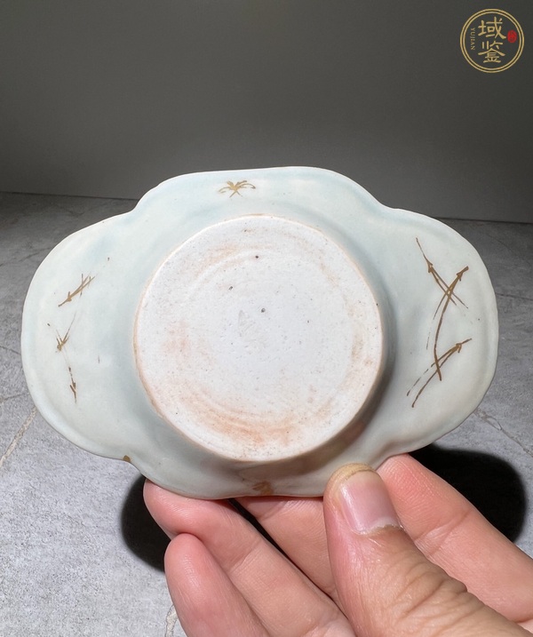 古玩陶瓷船型描金茶托真品鑒賞圖