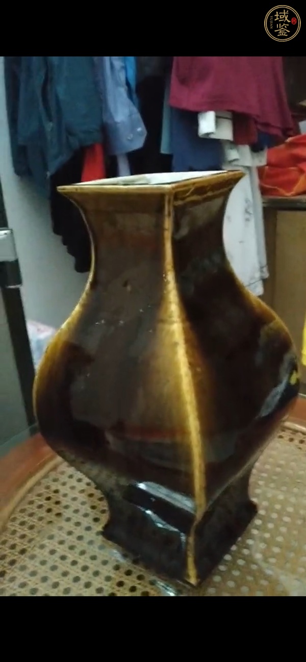 古玩褐釉四方瓶真品鑒賞圖
