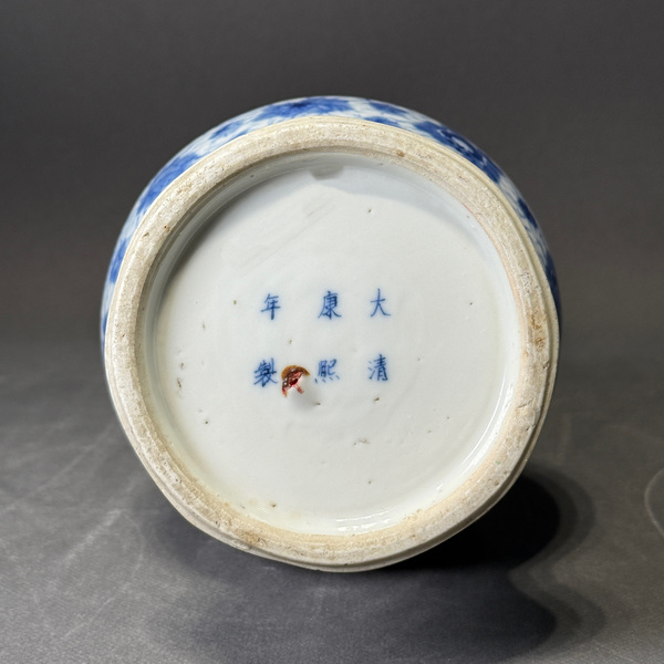 古玩陶瓷青花花卉紋蒜頭瓶拍賣，當(dāng)前價(jià)格9888元