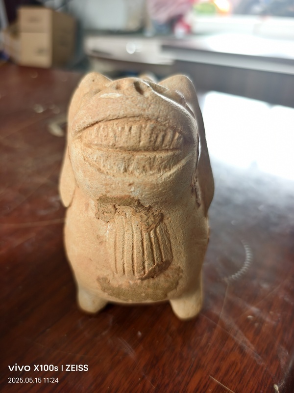 古玩轉賣洪州窯青釉獅子擺件拍賣，當前價格0元