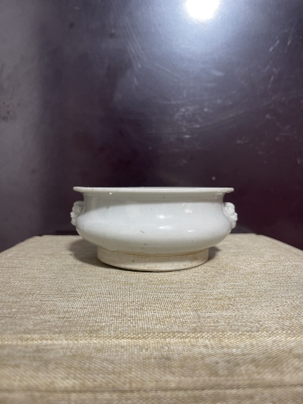 古玩轉賣清德化白瓷獅耳爐拍賣，當前價格228元