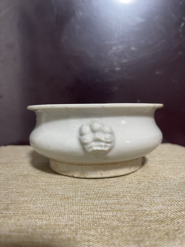 古玩陶瓷清德化白瓷獅耳爐拍賣(mài)，當(dāng)前價(jià)格1360元