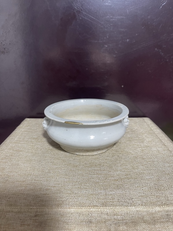 古玩陶瓷清德化白瓷獅耳爐拍賣(mài)，當(dāng)前價(jià)格1360元
