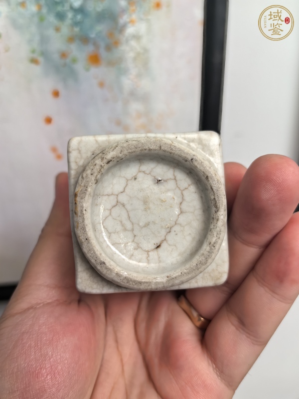 古玩陶瓷晚清哥釉琮式瓶真品鑒賞圖