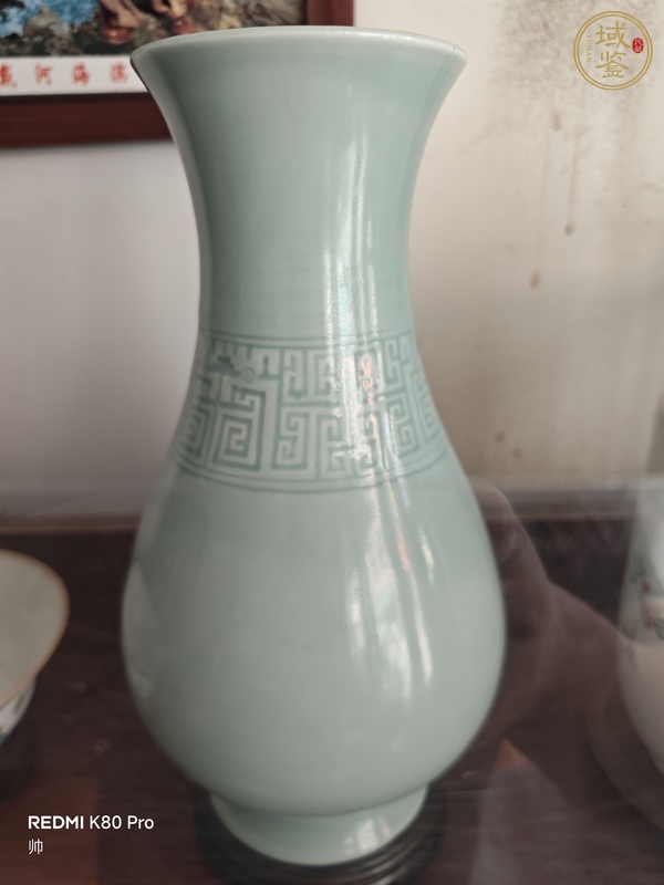 古玩陶瓷青釉回龍紋瓶真品鑒賞圖