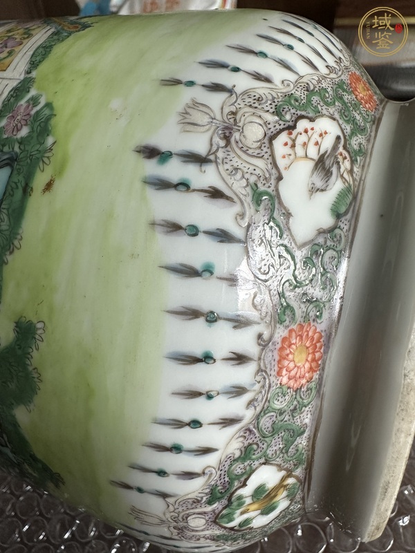 古玩陶瓷花鳥紋瓶真品鑒賞圖